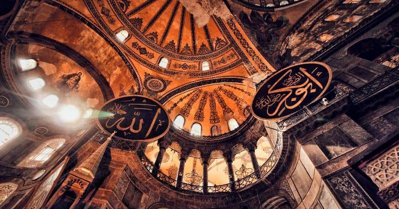 Bacaan Maulid Nabi Muhammad SAW Lengkap dengan Bahasa Arab